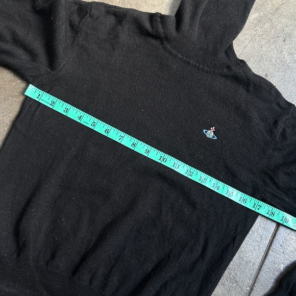 Vivienne Westwood Black Turtleneck w/ Embroidered Orb - Picture 4 of 12